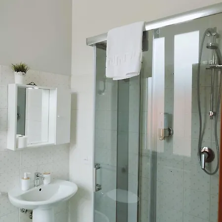 F.a.m. Guest house Ciampino